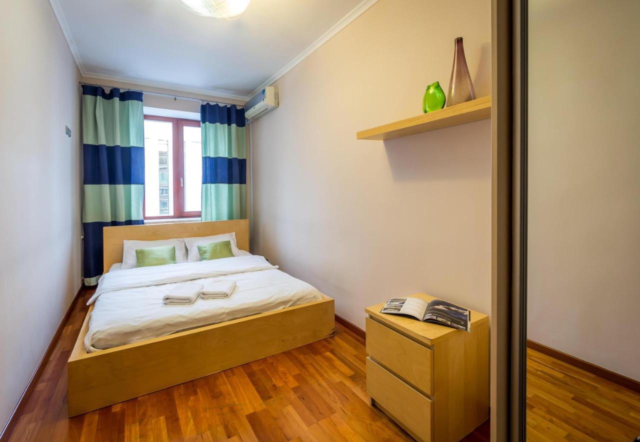 Apartment on Triokhsviatytelska Kiev Eksteriør bilde