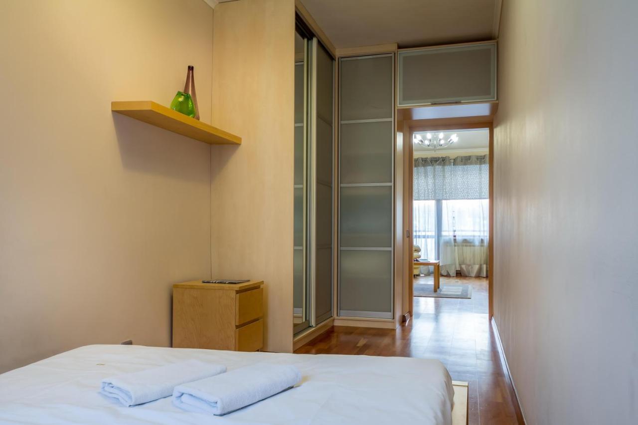 Apartment on Triokhsviatytelska Kiev Eksteriør bilde